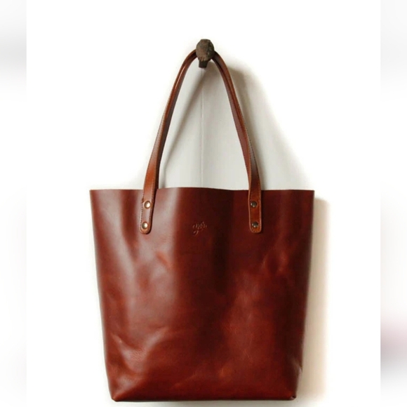 yor Handbags - Women's classic leather bag brown